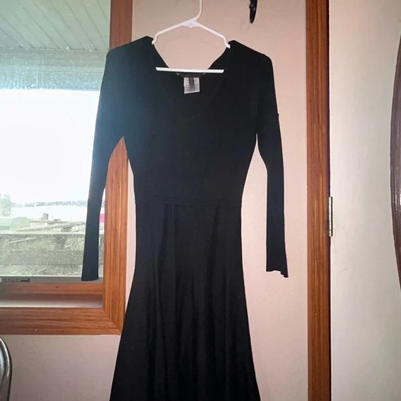 🤍BCBGMaxAzria Anaya Mini Dress - Picture 5 of 10